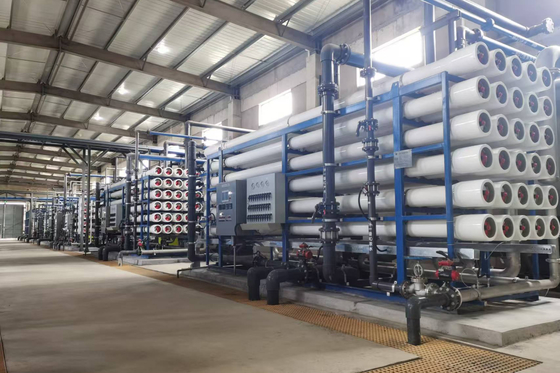 Skid dipasang satu tahap sistem RO unit reverse osmosis untuk pemurnian air
